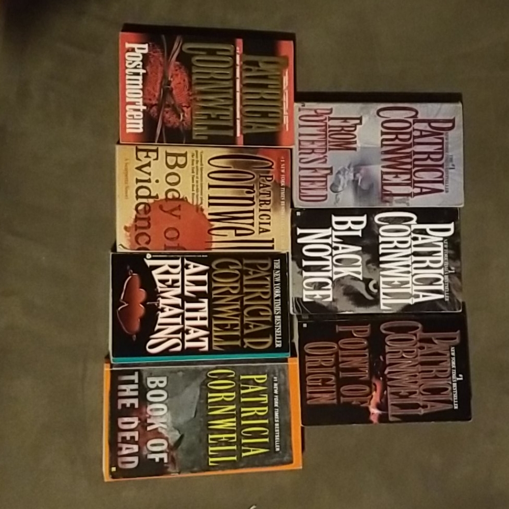Patricia Cornwell Paperback Book Lot of 7